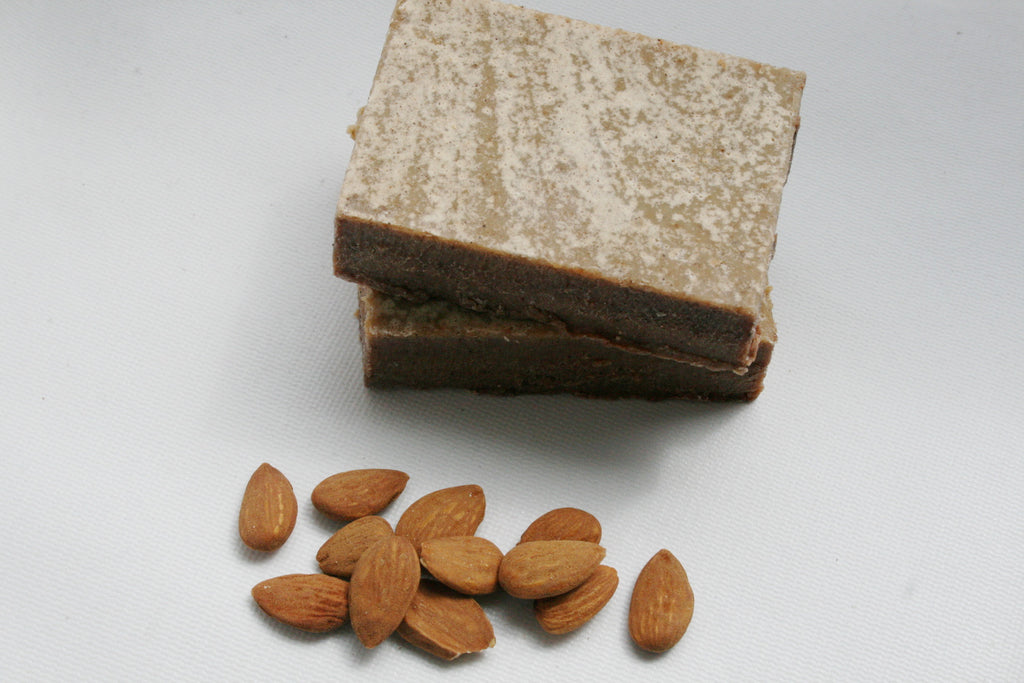 Cinnamon Honey and Almond Soap - Clear Naturals - 2